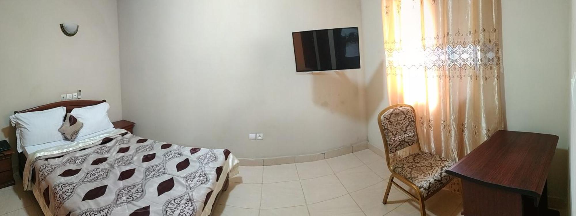 Nikita Hotel Yaoundé Esterno foto