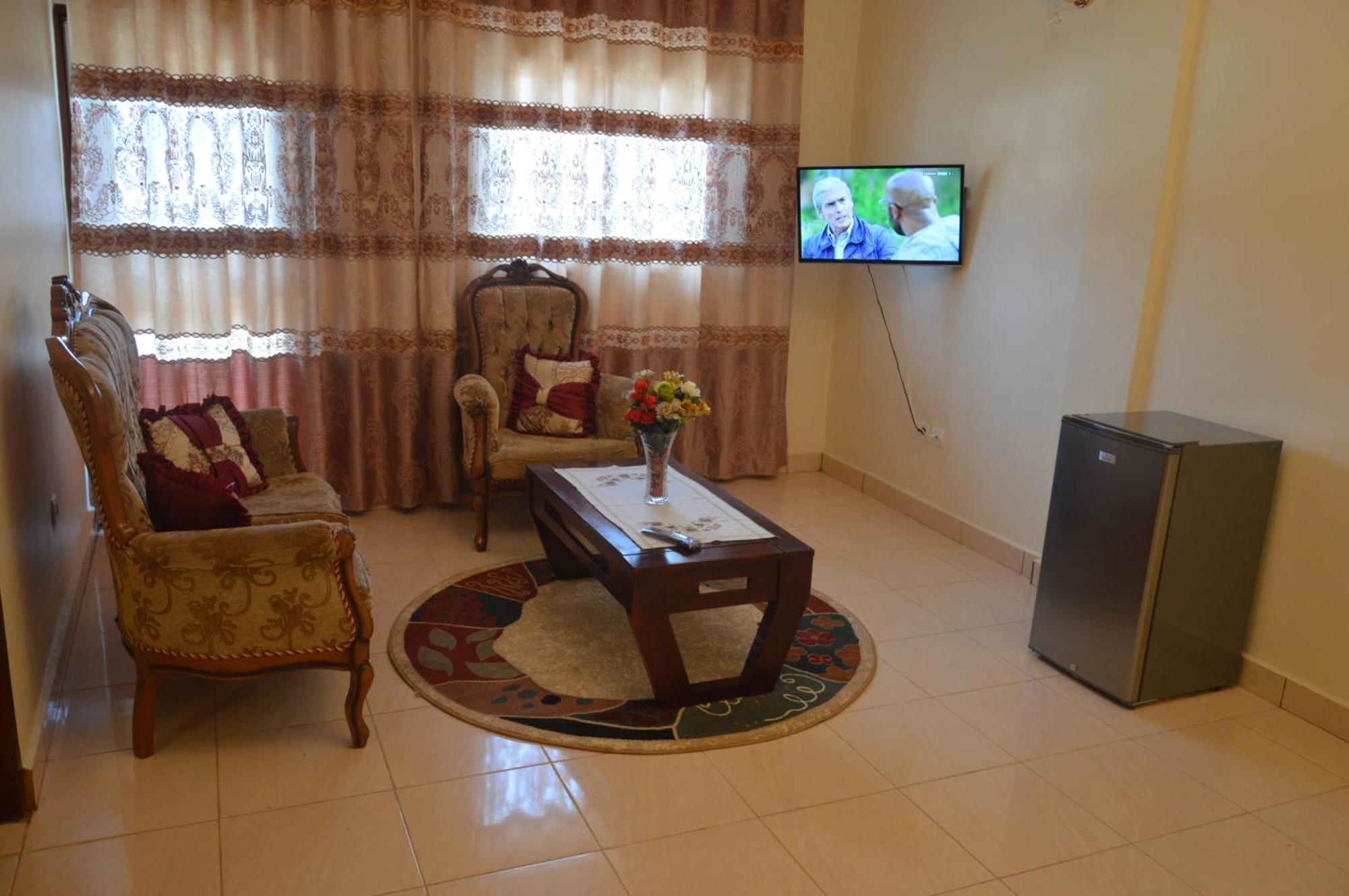 Nikita Hotel Yaoundé Esterno foto